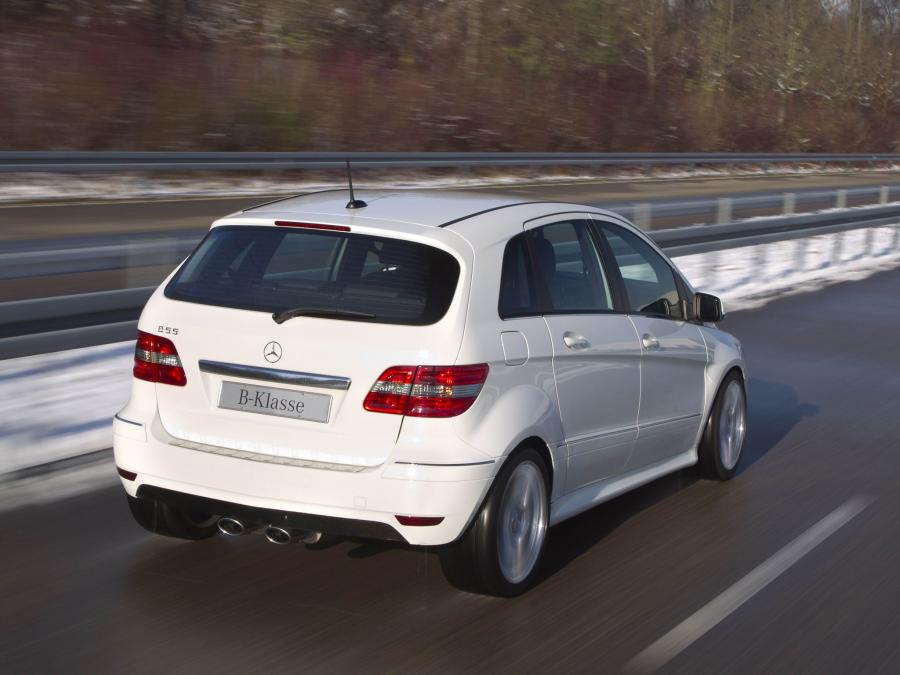  Mercedes-Benz B55 AMG Concept 2010 года  (фото 9 из 46)